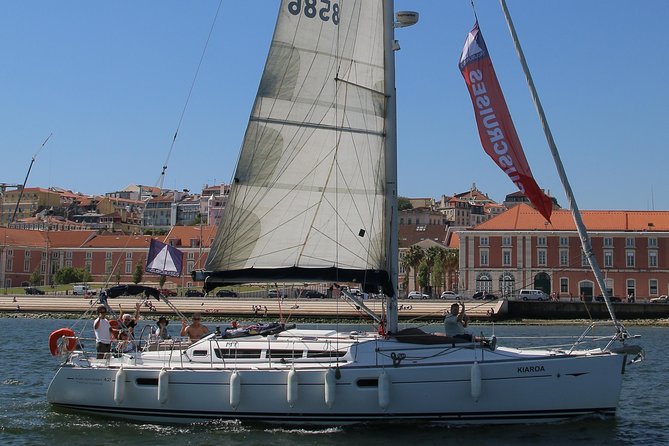 2 Hours Private Sailing Tour in Lisbon - Cristo Rei: A Different Lisbon Angle, Made for Photos