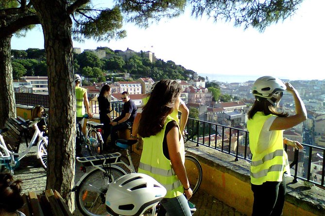 3-Hour Lisbon 7 Hills Electric Bike Tour - Included extras that quietly add value