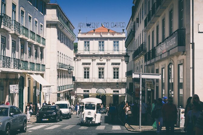 4 Hour Lisbon Private Guided Tour via Tuk Tuk - Price and Value: Is $157.28 Per Person a Smart Deal?