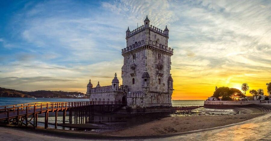 4-hour sightseeing tour by Tuk-Tuk Lisbon old town and Belém - Price and Value for a Private Group of Up to 2