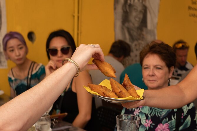 Award-Winning Original Lisbon Food Wine Tour: 19 Curated Tastings - Why this Lisbon food-and-wine tour works (and feels local)