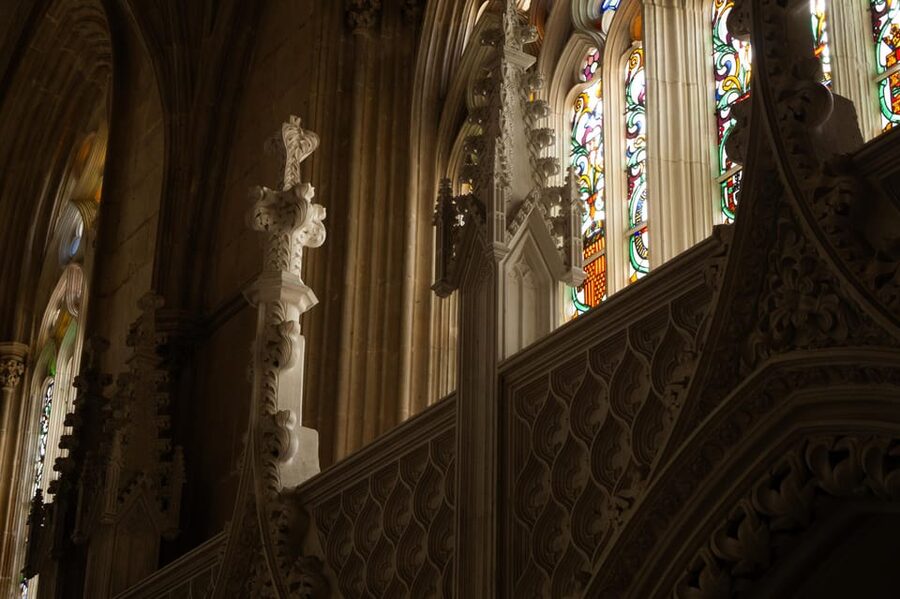 Batalha: A Local's Guided Tour of the Batalha Monastery - What the mix of architectural styles really means for you