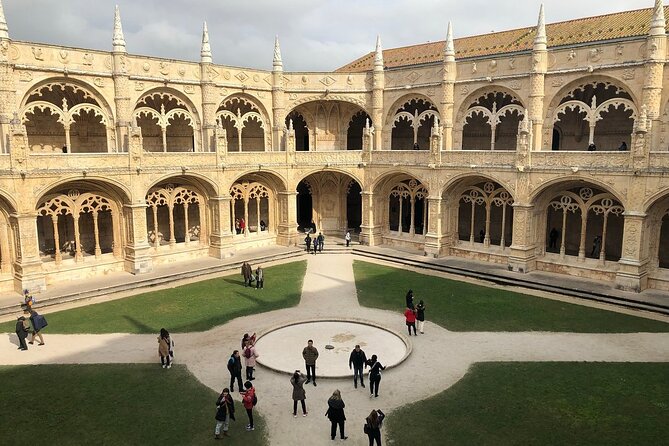Belem and Jeronimos Monastery Guided Small Group Walking Tour - Meeting Point, Timing, and the Small-Group Advantage
