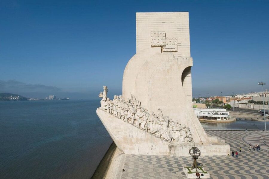 Belem, Cristo Rei & Historical Part of Lisbon. - A Private 5-Hour Route Through Lisbon and the Tagus River