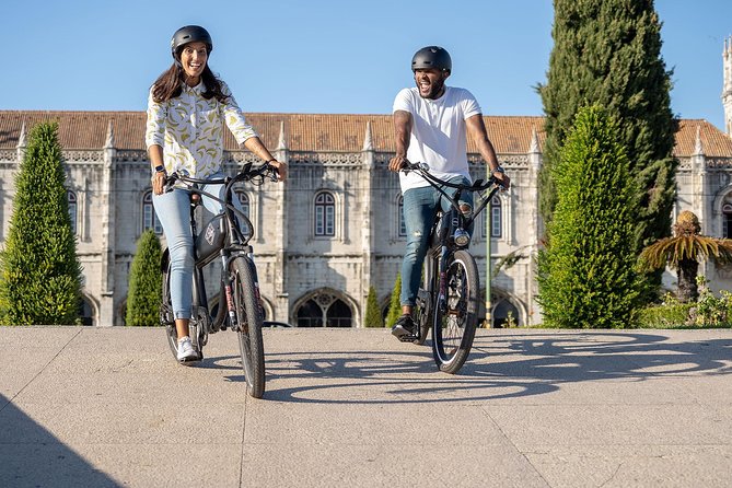 Belém E-Bike Guided Tour Explore Lisbon by the river - Padrão dos Descobrimentos and the Belém neighborhood walk-by