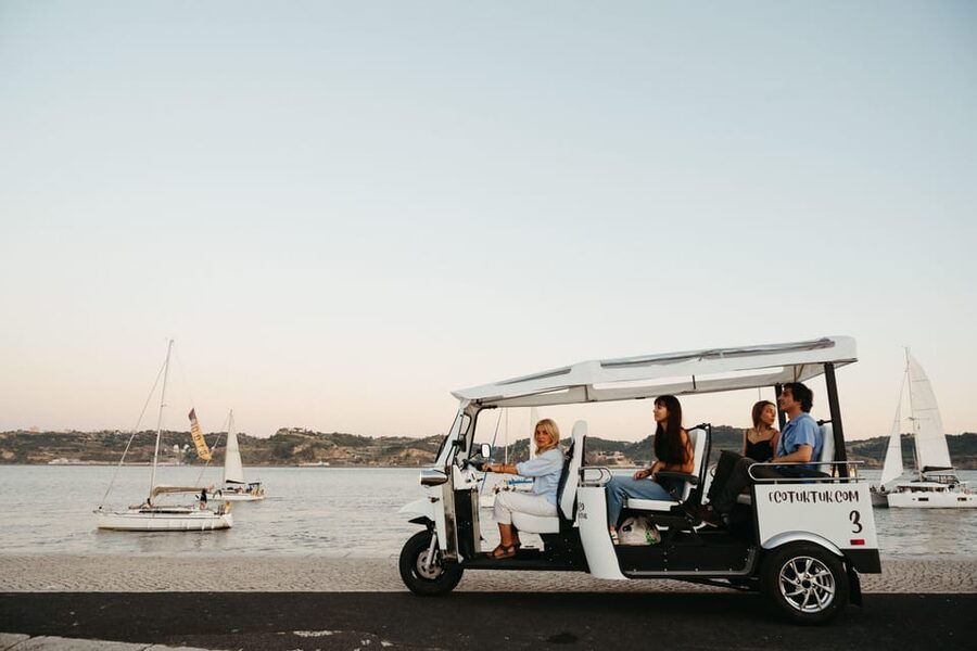 Belém: Private City Tour by Eco Tuk Tuk - Belém Tower: the UNESCO stop that rewards slowing down