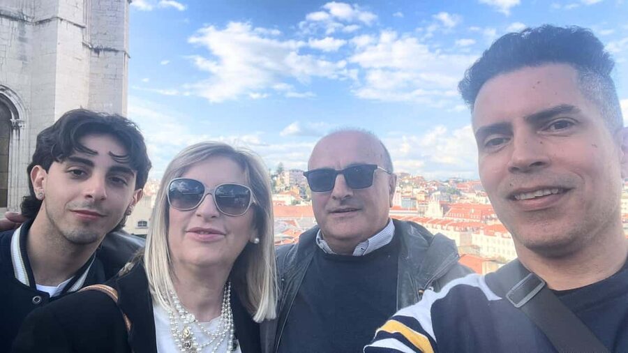 Best of Lisbon: Private Walking Tour with a Local - Comfort, punctuality, and avoiding the day-you-regret list