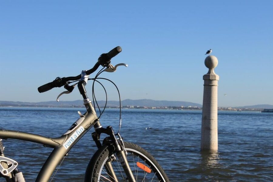 Bicycle Rental in Lisbon - Starting at R. Jardim do Tabaco, Then Rolling Into Real Lisbon