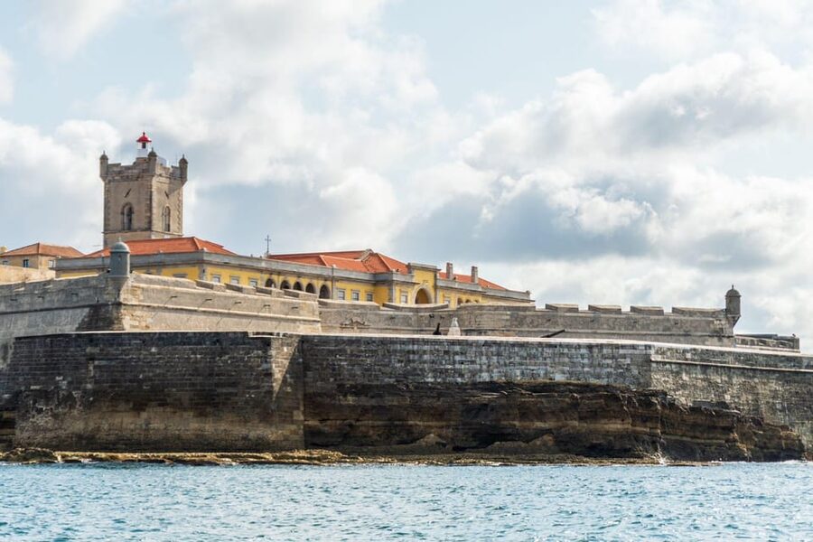 Boat tour: charming Cascais Coast to Lisbon lighthouse - Price and value at about $56 for 1.5 hours