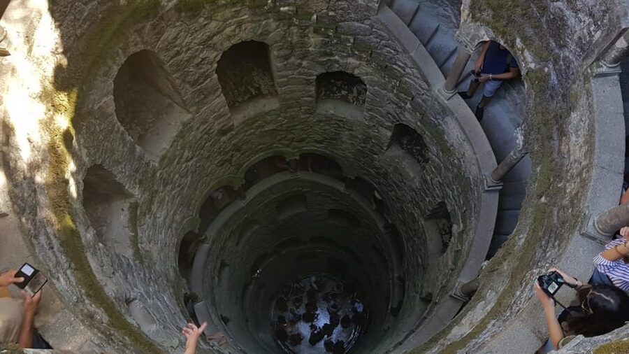 Cascais: Small group tour Sintra & Cabo da Roca & Cascais - Quinta da Regaleira: Guided Time in the Gardens and Palace Grounds