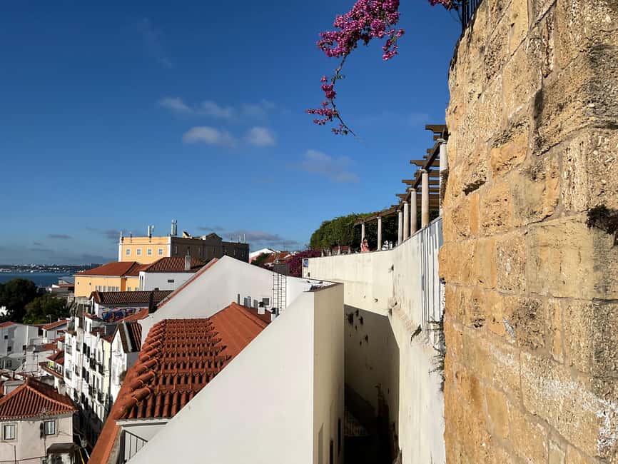 Chaparru's Tours_Lisbon:2-hour sightseeing tour by TukTuk - Chiado and Bairro Alto: Getting the Cosmopolitan, Bohemian Feel