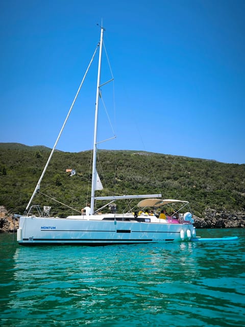 Comporta - Troia - Setubal: Private Boat Experience - Tróia cruise and safety briefing: getting set up for a smooth sail