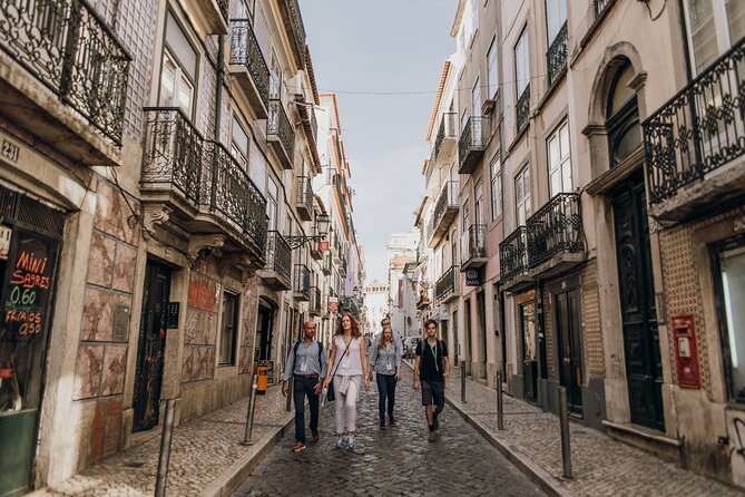Devour Lisbon Bairro Alto Evening Food & Wine Tour - The walk and the pacing: how 3 hours feels in real life