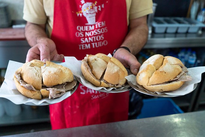Devour Lisbon: The Ultimate Portuguese Food Tour - Wine, coffee, and drinks that keep the walk comfortable