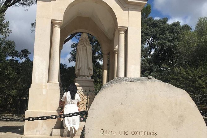 Divine Fátima Full Day Private Tour from Lisbon - Lunch in Fátima: local Portuguese food, plus practical diet care