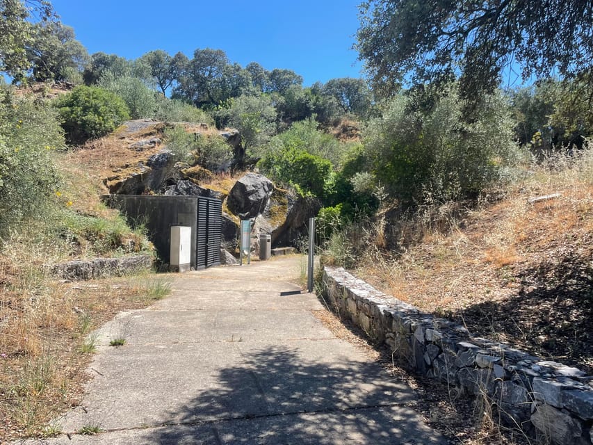 Évora or Montemor: Guided Tour of the Escoural Caves - Price and Value: What $29 Buys You in Real Terms