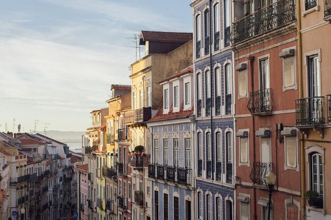 Expert Lisbon Tour with Local Guide in Private Eco Tuk Tuk - Graça miradouros, the views that make Lisbon click