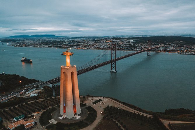 Explore Lisbon City on a private half-day tour in a van - Elevador de Santa Justa: the architecture viewpoint stop