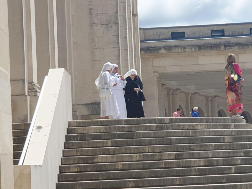 FATIMA FULL DAY PRIVATE TOUR FROM LISBOA - First Arrival at the Sanctuary: The Crowd Energy and the Meaning