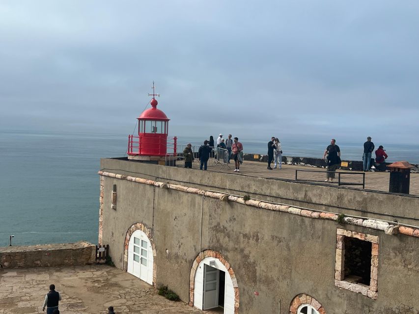 Fatima , Polski Przewodnik , Aljustrel , Nazare , Obidos - Óbidos Walls and Castle Time: Medieval Streets That Reward a Slow Walk