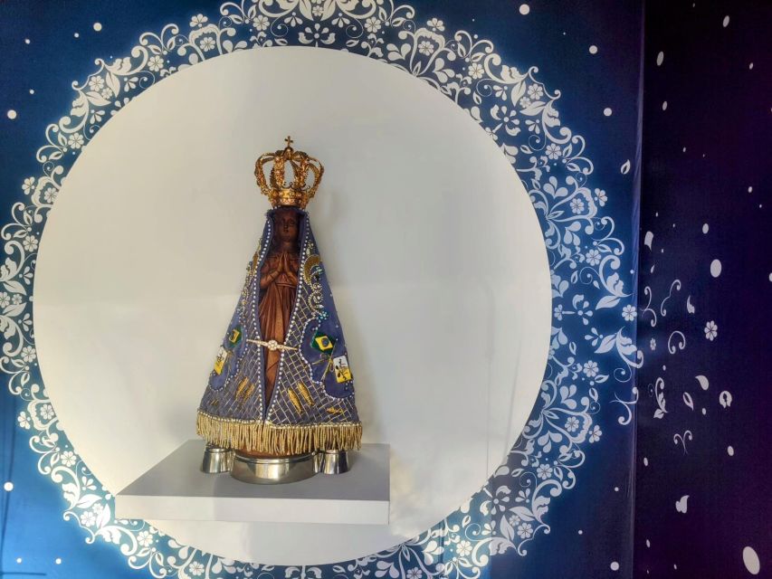 Fátima Private Tour: Shrine| Sacred Path |Shepherds House - Entering Fátima With a Private Guide and the Sacred Path Feeling
