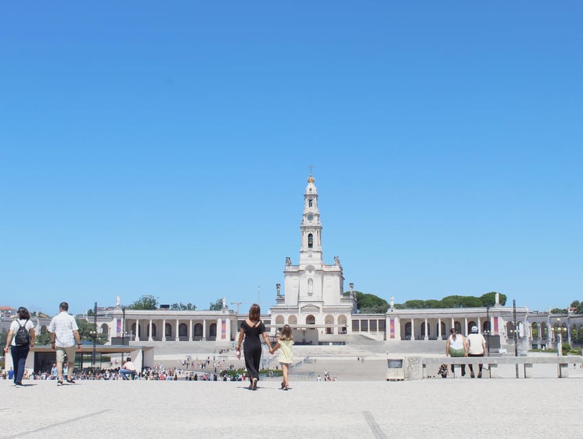 Fátima: Sanctuary and Aljustrel Village, Private Guided Tour - Key things that make this Fátima tour worth your time