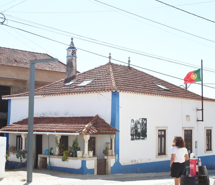 Fátima: Sanctuary and Aljustrel Village, Private Guided Tour - Valinhos Stations of the Cross, Angel of Peace to the Virgin