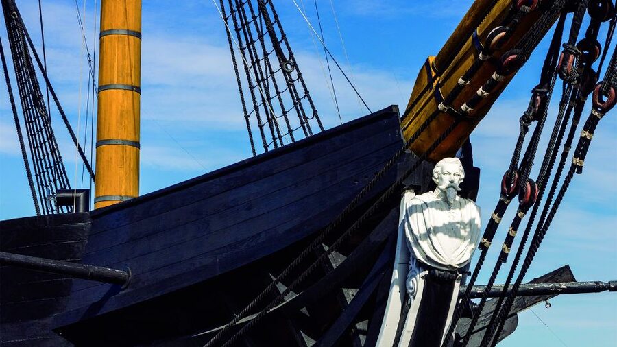 Fragata D. Fernando II e Glória: Admission Ticket - Entering a wood frigate that really crossed oceans