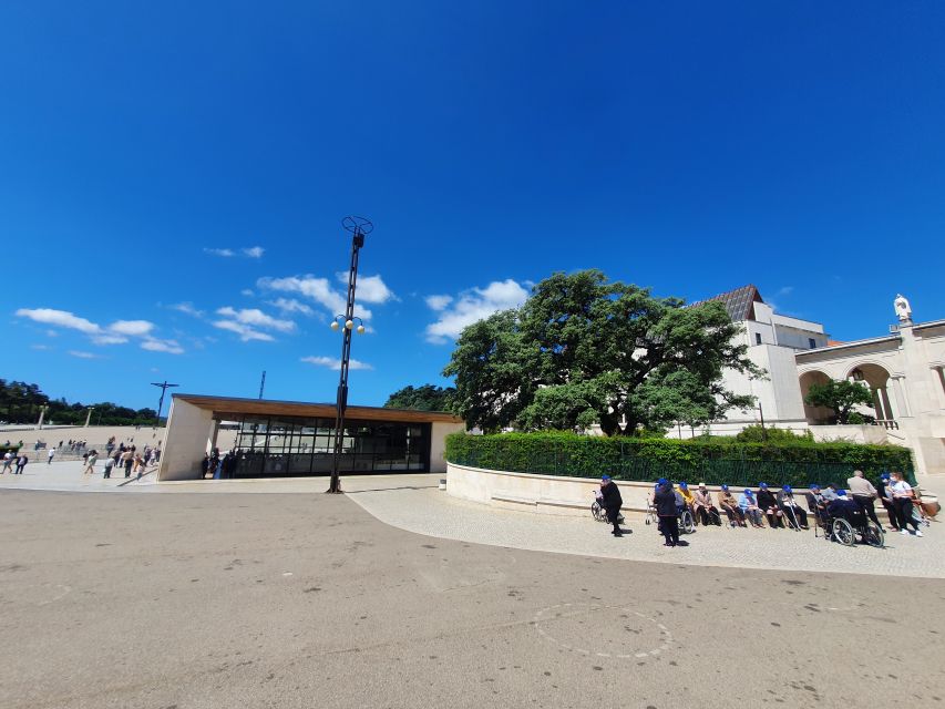From Lisboa: Fatima, Nazare, Obidos & Batalha Full Day Tour - Should You Book This Day Tour?