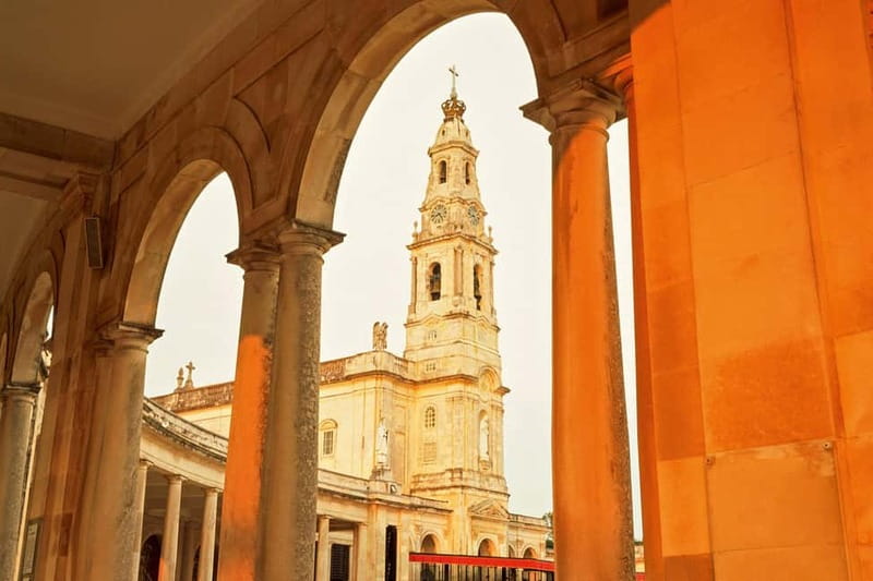 From Lisbon: Best of Fátima Half Day Tour - The Fátima Shopping Center break: a short reset before the sacred stops