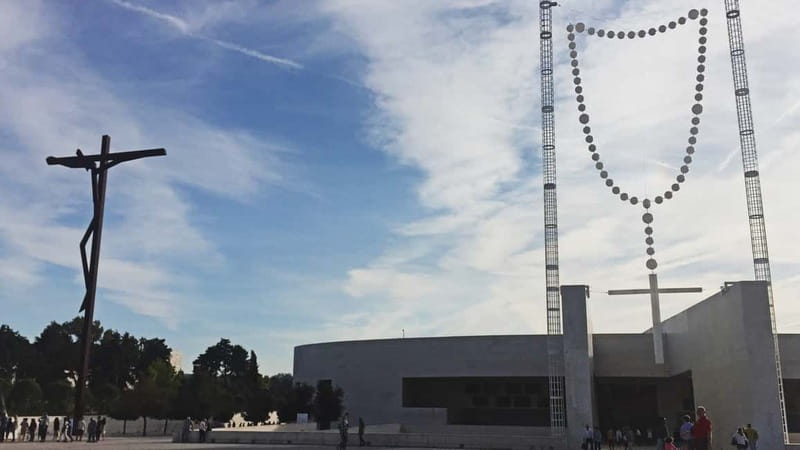 From Lisbon: Best of Fátima Half Day Tour - Parish Church of Fátima: the stop that adds a personal timeline