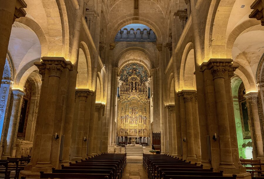 From Lisbon: COIMBRA and AVEIRO - A smooth day trip that saves you from logistics headaches