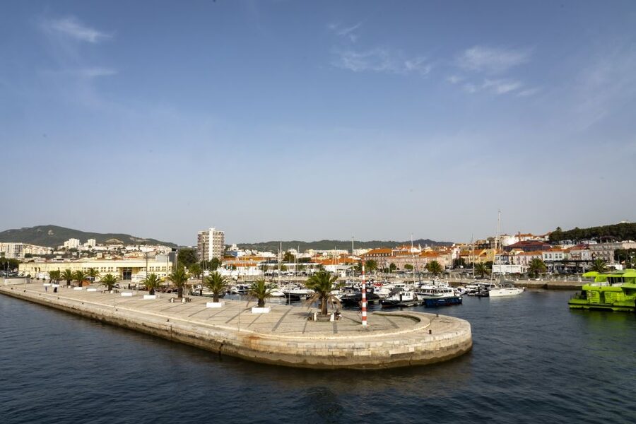 From Lisbon: Comporta and Setúbal Trip with Horseback Riding - Who this tour suits best, and who should skip it