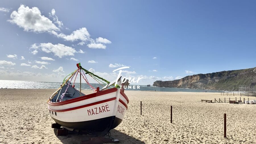 From Lisbon: Fátima, Batalha, Nazaré, & Óbidos. Private Tour - Who this private day trip suits best