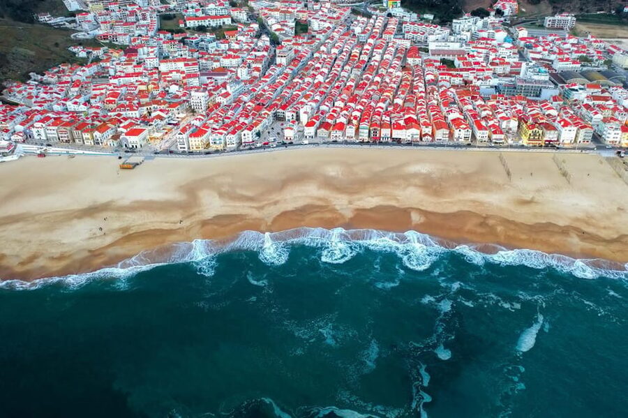 From Lisbon: Fatima, Batalha, Nazare, Obidos - Small Group - What Makes the Guides the Main Attraction