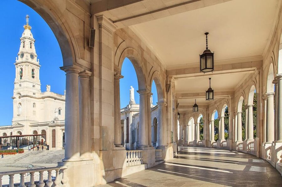 From Lisbon: Fatima, Batalha, Nazare, Obidos - Small Group - Batalha’s Gothic Monastery Stop: Short Time, Big Visual Impact