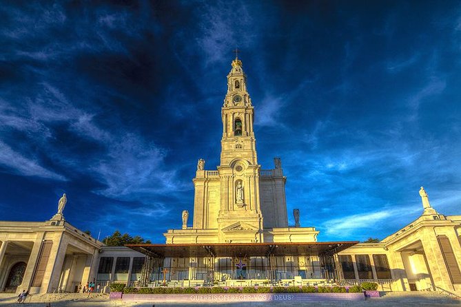 From Lisbon: Fatima Batalha Nazare & Obidos Small Group Day Trip - Pickup, transport, and how to plan for a long day