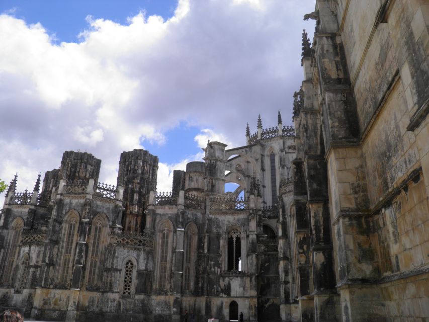 From Lisbon: Fátima Sanctuary and Batalha Monastery (UNESCO) - Key highlights to know before you go