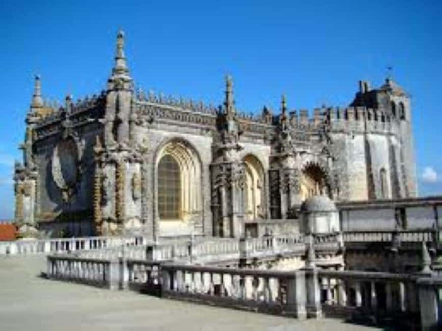 From Lisbon: Medieval Tour, Batalha, Tomar, Alcobaça, Óbidos - The Lunch Break at Batalha: Keep It Local and Simple