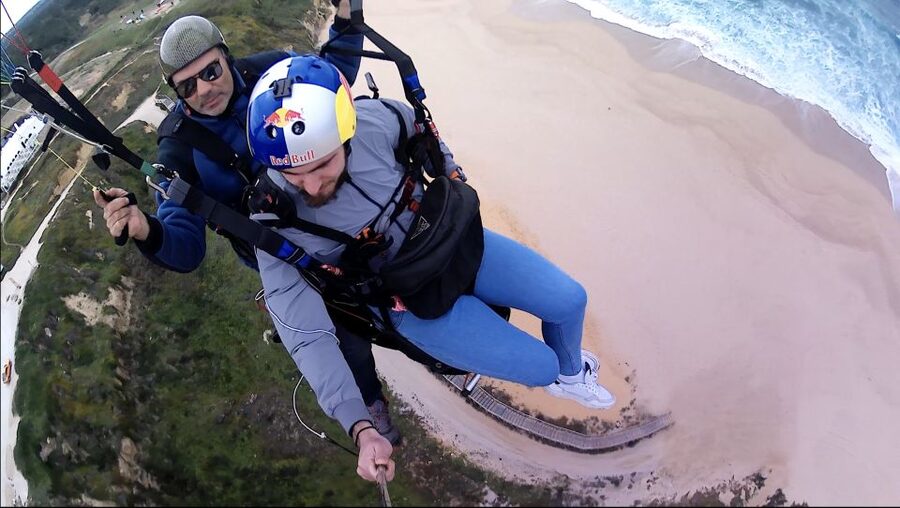From Lisbon: Paragliding Tandem Flight - Who This Tandem Paragliding Flight Fits Best