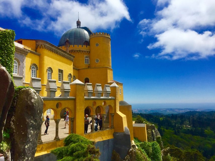 From Lisbon: Pena Palace, Regaleira, Sintra & Cascais Tour - Cascais: a royal-summer seaside town with a real pedestrian stroll