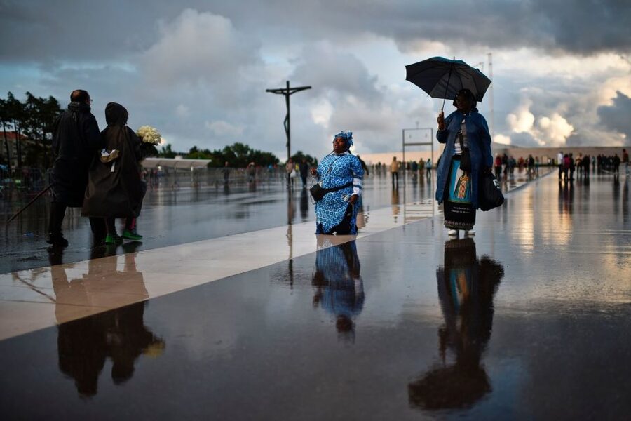 From Lisbon: Private Sanctuary of Fátima Half-Day Trip - First Things First: Hotel Pickup, a Live Guide, and Why It Matters