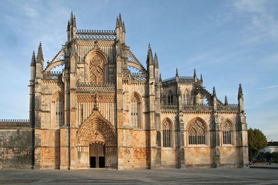 From Lisbon: Shared Tour to Fátima, Óbidos, Batalha e Nazaré - Guide Quality: What Makes This Route Feel Smooth