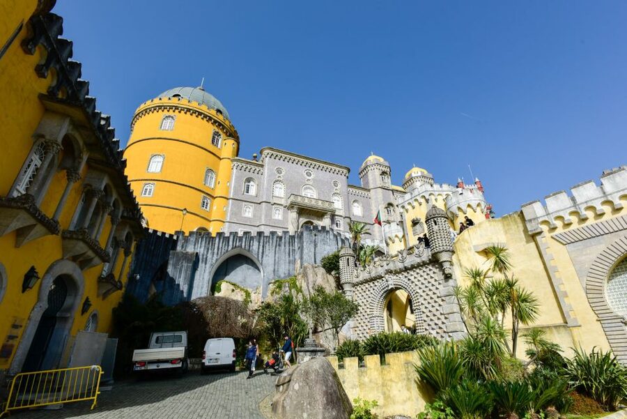 From Lisbon: Sintra and Cascais Full-Day Private Tour - The Drive Into Sintra: From Coastline Up Into Royal-Era Romanticism