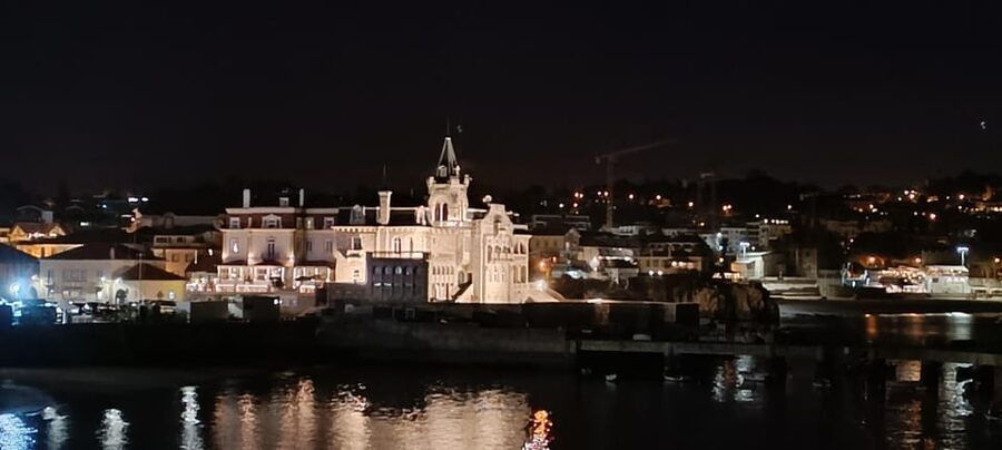 From Lisbon: Sintra and Portuguese Coast Private Day Tour - What makes the tour feel worth it (even at $306 per group)