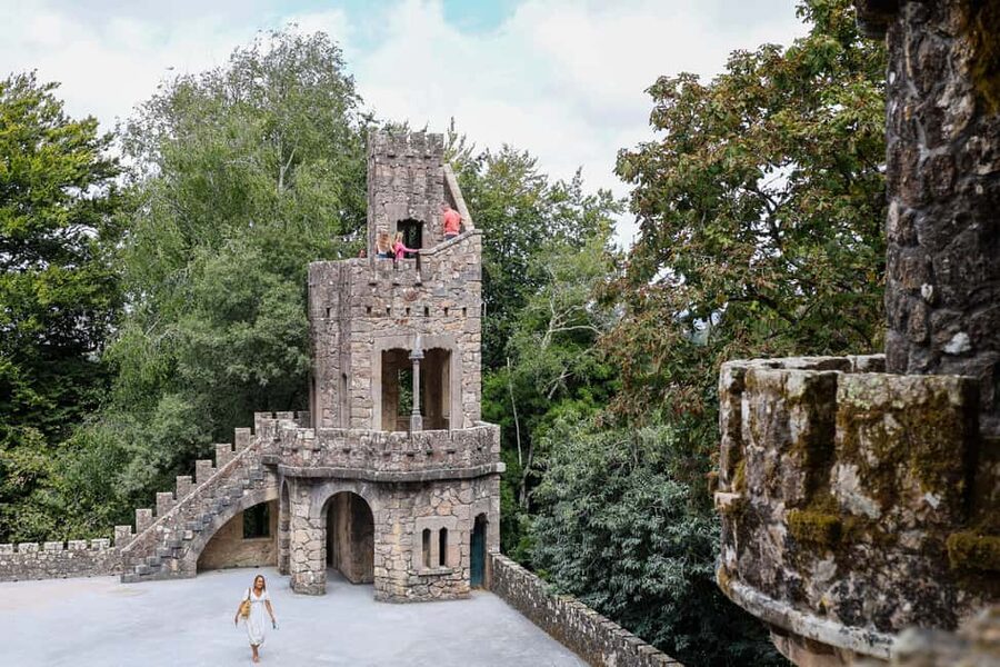 From Lisbon: Sintra and Quinta da Regaleira Tour - Comfort and logistics: what to plan before you meet at Living Tours
