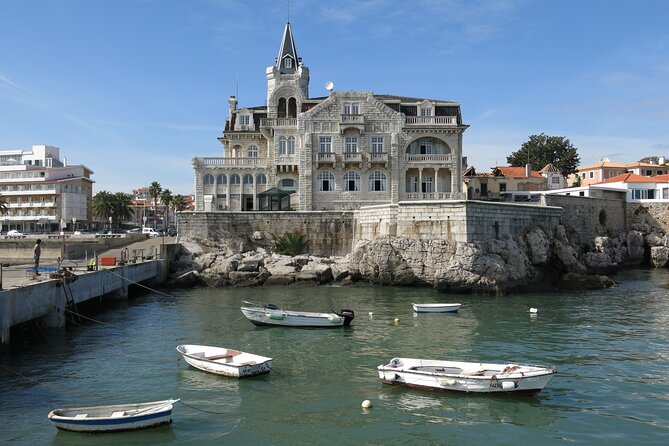 From Lisbon: Sintra, Cabo da Roca, & Cascais Private Tour - Azóia and coastal viewpoints: where lunch and short walks fit in