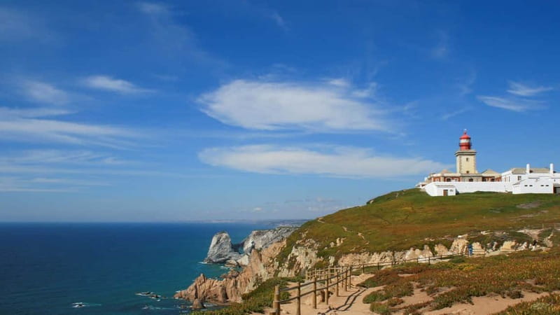 From Lisbon: Sintra, Pena, Cascais and Cabo da Roca - Cascais free time, how to make your 45 minutes count