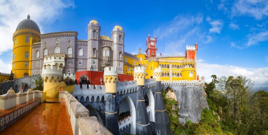 From Lisbon: Sintra Private tour Half-Day in a premium car - Starting with pickup in a Tesla, then setting a pace you can handle