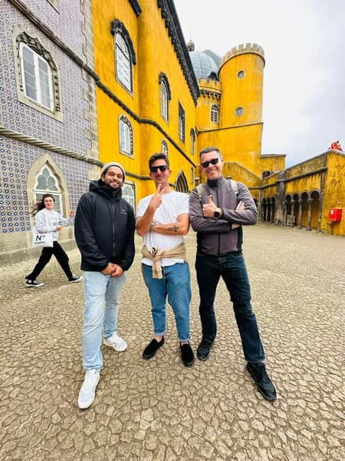 From Lisbon: Sintra Sights, Cabo da Roca, & Cascais Day Trip - Sintra Town Stop: Pastry, Coffee, and Quick Culture Between Palaces
